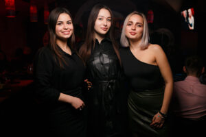 FIJI Lounge bar на Подоле, Киев
