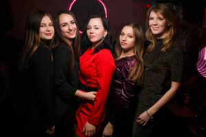 FIJI Lounge bar на Подоле, Киев