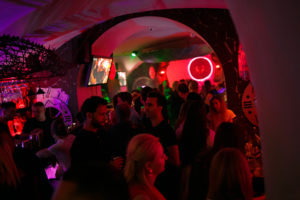 FIJI Lounge bar на Подоле, Киев