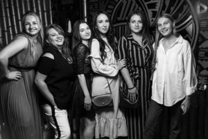FIJI Lounge bar на Подоле, Киев
