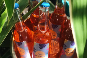 Покупайте Aperol Spritz в фирменных бутылочках Fiji