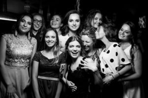 FIJI Lounge Bar — идеальное место для празднования выпускного вечера